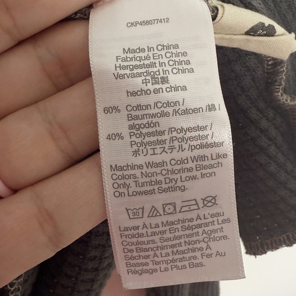 MADEWELL Waffle Split-Neck Crop Tee in Coal Size Large - Picture 5 of 8